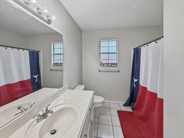 1857 Woodbridge Drive, Sulphur Springs, TX 75482
