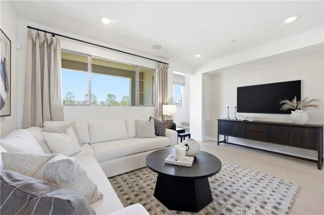10720 Golden Koi B, El Monte, CA 91731