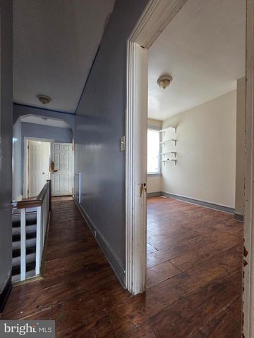 2831 N HOWARD ST, Philadelphia, PA 19133