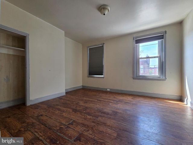 2831 N HOWARD ST, Philadelphia, PA 19133