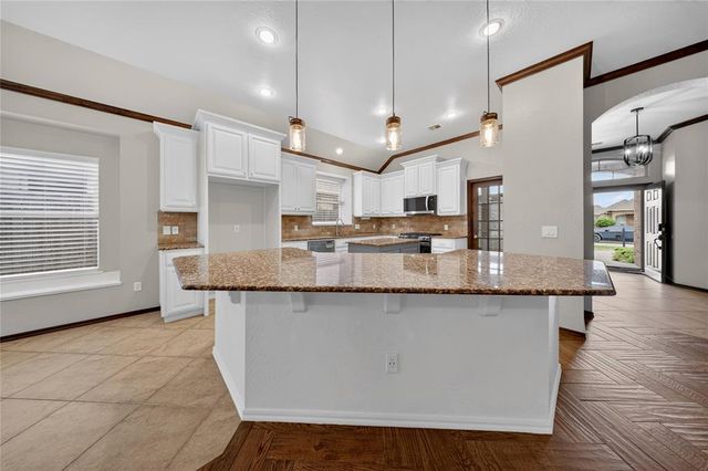 2712 SW 141st Street, Oklahoma City, OK 73170