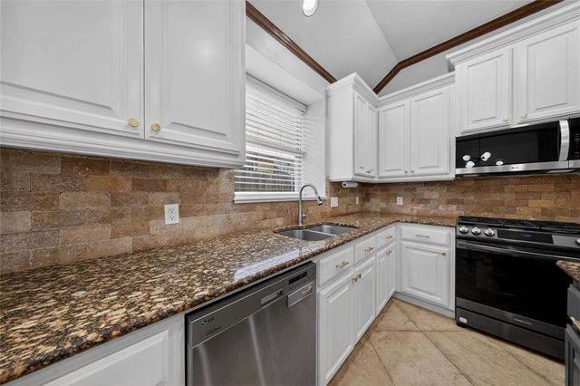 2712 SW 141st Street, Oklahoma City, OK 73170