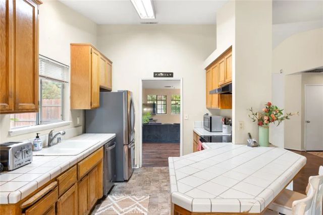 457 Henshaw, Chico, CA 95973