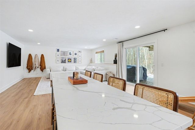 2523 Vanhorn Court, Allegan, MI 49010