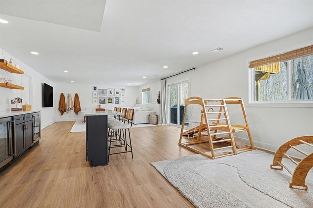 2523 Vanhorn Court, Allegan, MI 49010