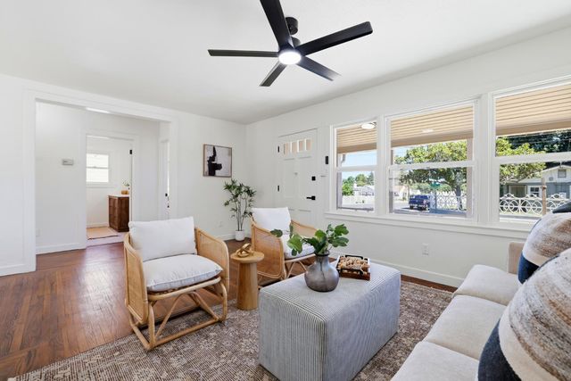 408 Leitch Ave, Sacramento, CA 95815