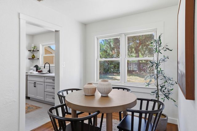 408 Leitch Ave, Sacramento, CA 95815