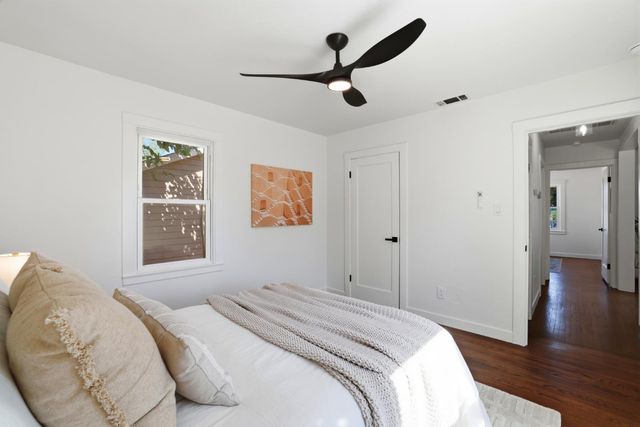408 Leitch Ave, Sacramento, CA 95815