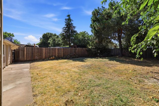 408 Leitch Ave, Sacramento, CA 95815