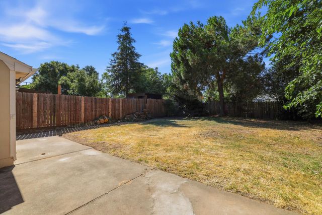 408 Leitch Ave, Sacramento, CA 95815