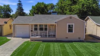 408 Leitch Ave, Sacramento, CA 95815
