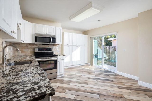 741 105th AVE N, Naples, FL 34108