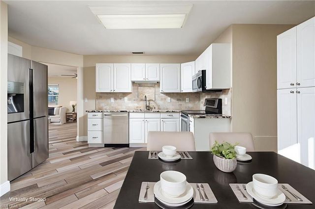 741 105th AVE N, Naples, FL 34108