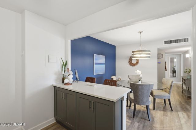 2800 N Atlantic Ave Unit 105, Daytona Beach, FL 32118