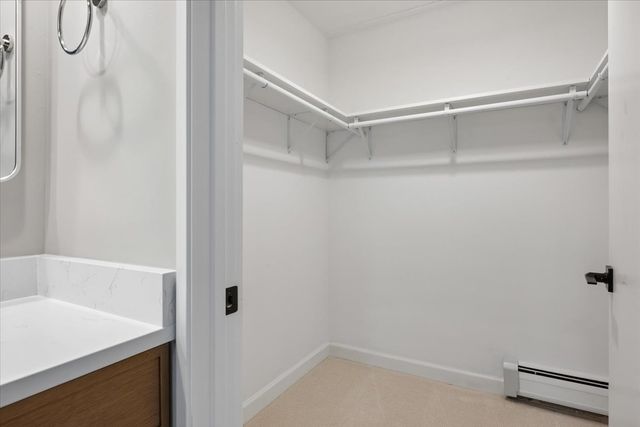 203 N KENILWORTH Avenue 2P, Oak Park, IL 60302