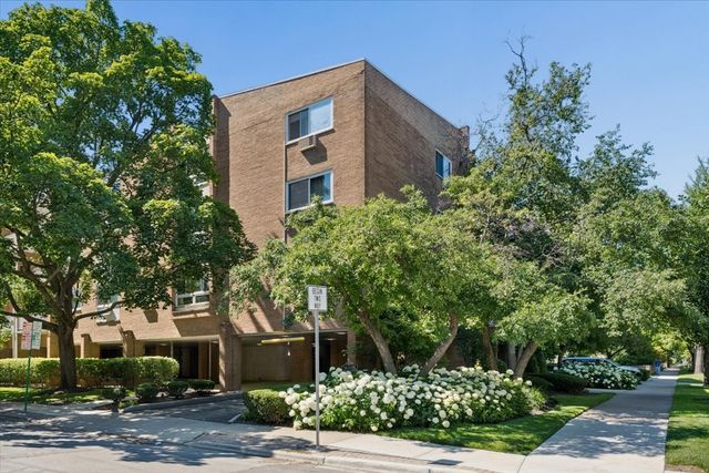 203 N KENILWORTH Avenue 2P, Oak Park, IL 60302