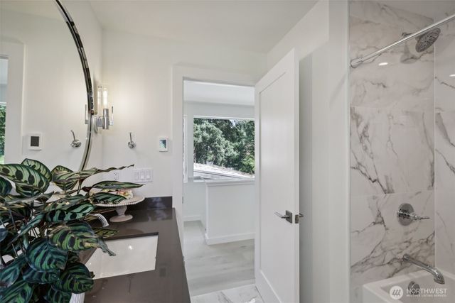 404 N 127th Street, Seattle, WA 98133