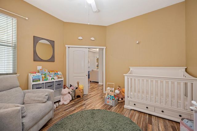 2413 Maybrook Dr, Sacramento, CA 95835