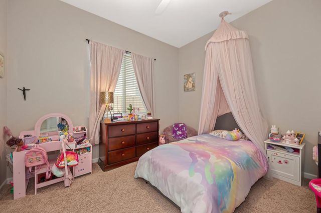 2413 Maybrook Dr, Sacramento, CA 95835