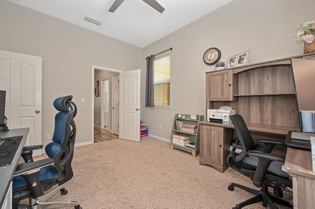 2413 Maybrook Dr, Sacramento, CA 95835