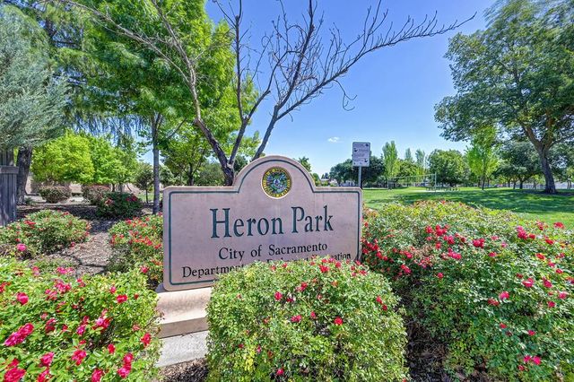 2413 Maybrook Dr, Sacramento, CA 95835