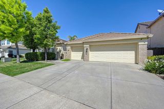 2413 Maybrook Dr, Sacramento, CA 95835
