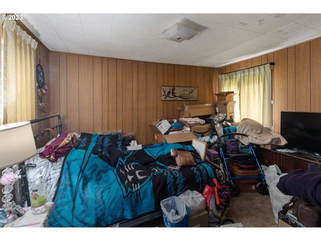 62332 ROSS INLET Rd, Coos Bay, OR 97420