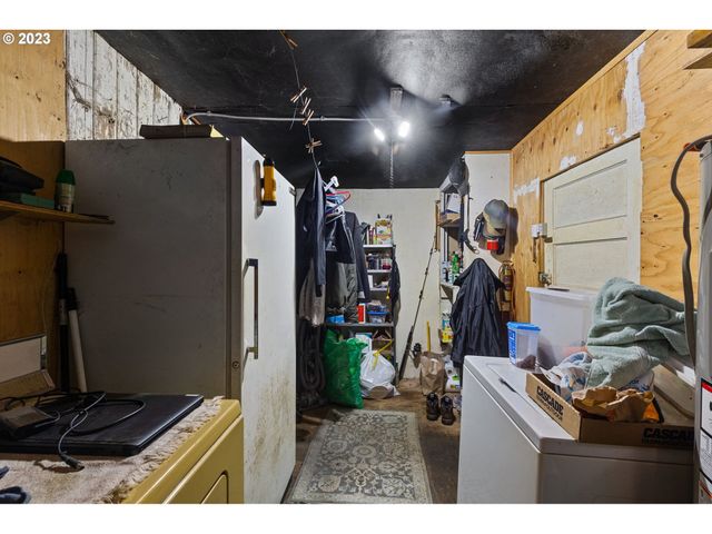 62332 ROSS INLET Rd, Coos Bay, OR 97420