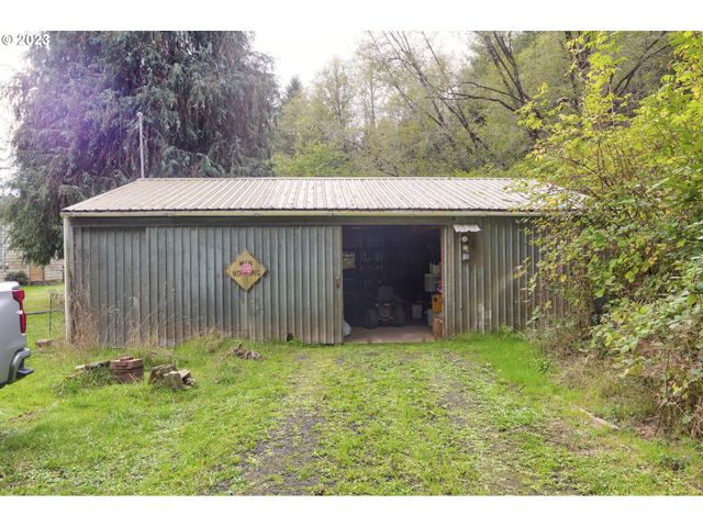 62332 ROSS INLET Rd, Coos Bay, OR 97420