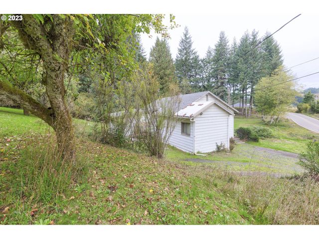 62332 ROSS INLET Rd, Coos Bay, OR 97420