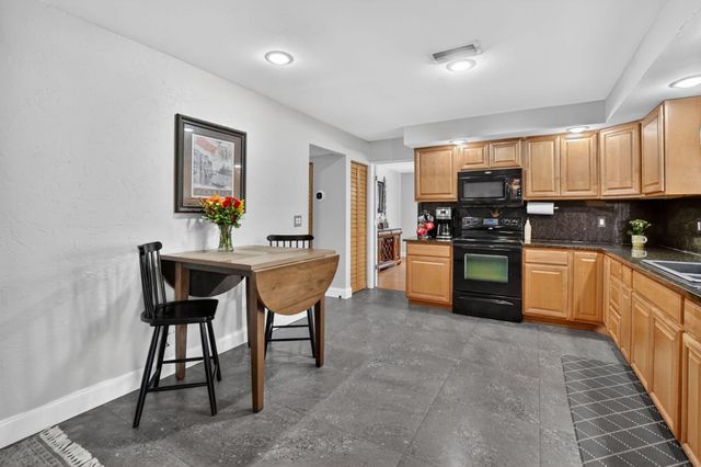9976 Robins Nest Road, Boca Raton, FL 33496