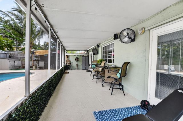 9976 Robins Nest Road, Boca Raton, FL 33496