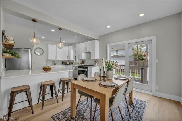 1548 Olivewood Avenue, Lakewood, OH 44107