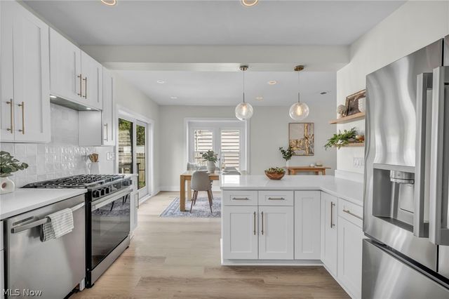 1548 Olivewood Avenue, Lakewood, OH 44107