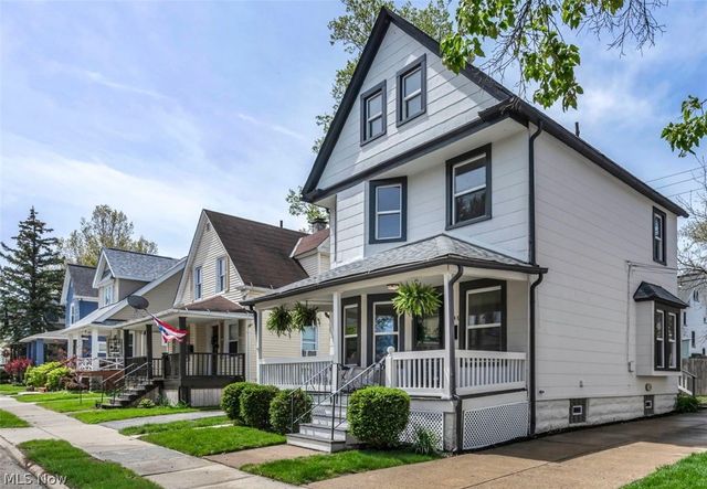 1548 Olivewood Avenue, Lakewood, OH 44107