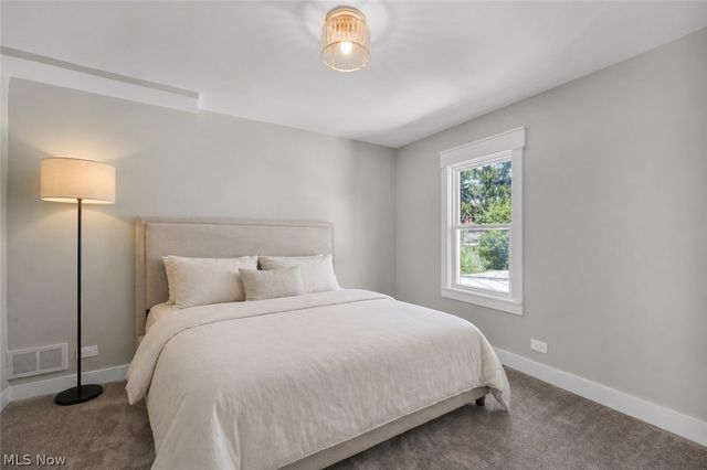 1548 Olivewood Avenue, Lakewood, OH 44107