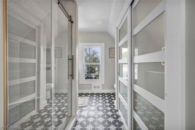 1548 Olivewood Avenue, Lakewood, OH 44107