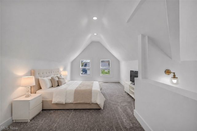 1548 Olivewood Avenue, Lakewood, OH 44107