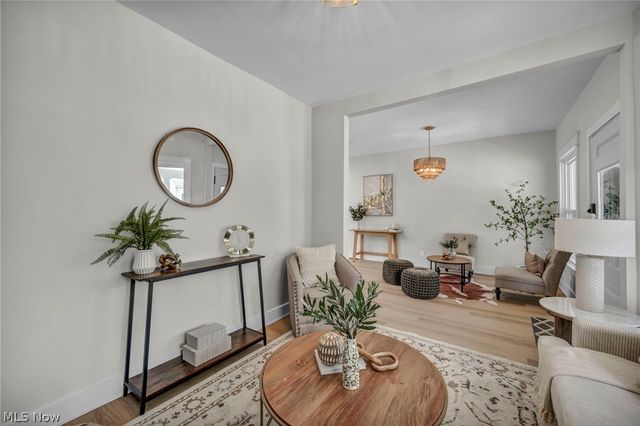 1548 Olivewood Avenue, Lakewood, OH 44107