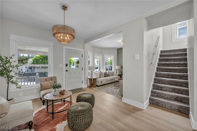 1548 Olivewood Avenue, Lakewood, OH 44107