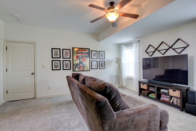 1336 Canyon Pl, Clarksville, TN 37042