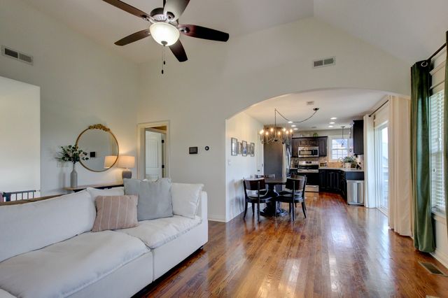 1336 Canyon Pl, Clarksville, TN 37042