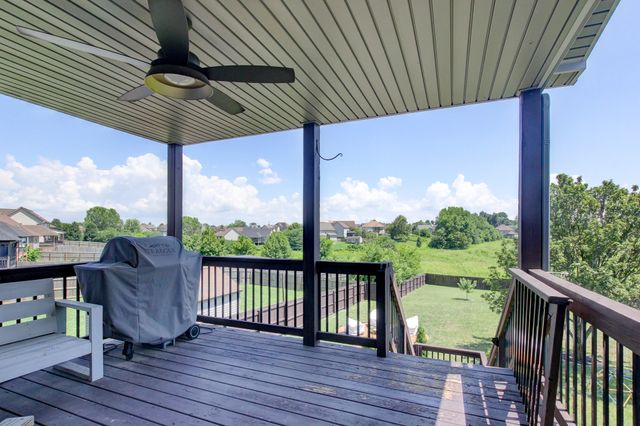 1336 Canyon Pl, Clarksville, TN 37042