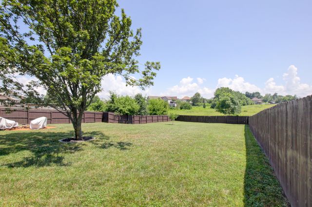 1336 Canyon Pl, Clarksville, TN 37042