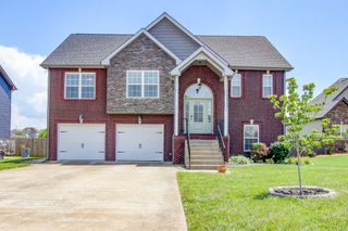 1336 Canyon Pl, Clarksville, TN 37042