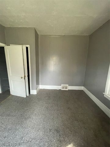 875 E 131st Street, Cleveland, OH 44108