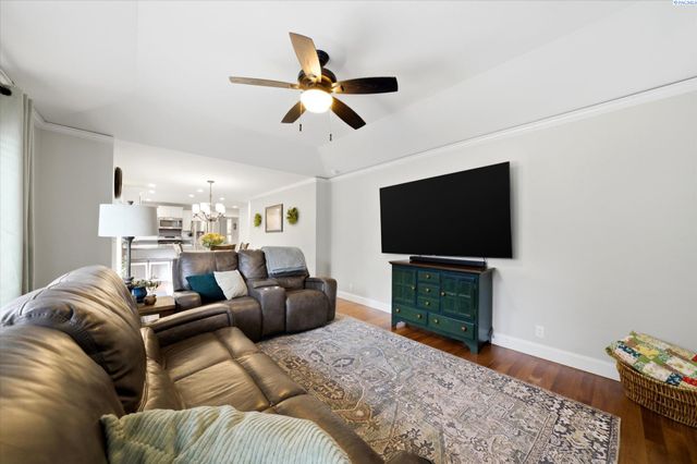 1213 Yellowhawk Pl, Walla Walla, WA 99362