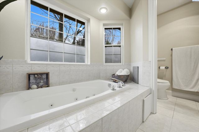 1213 Yellowhawk Pl, Walla Walla, WA 99362