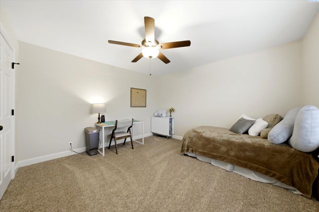 1213 Yellowhawk Pl, Walla Walla, WA 99362