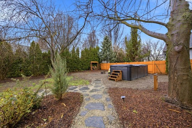 1213 Yellowhawk Pl, Walla Walla, WA 99362